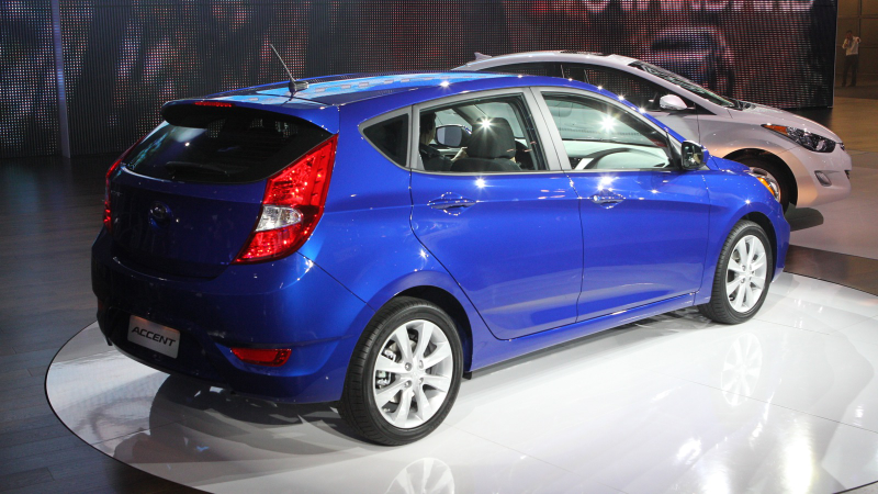 Illustration for article titled 2012 Hyundai Accent is here to give Honda the Fits